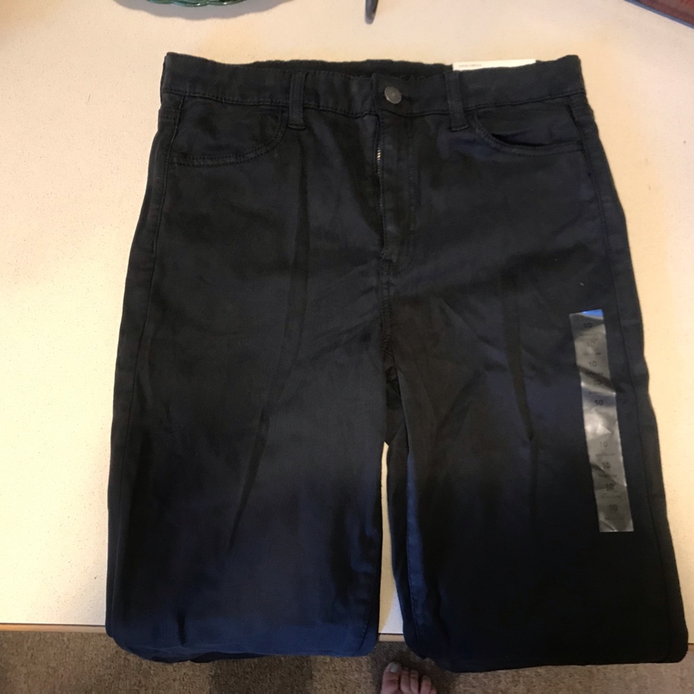 Black skinny jeans